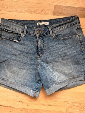 Levi's Mid-Rise Shorts